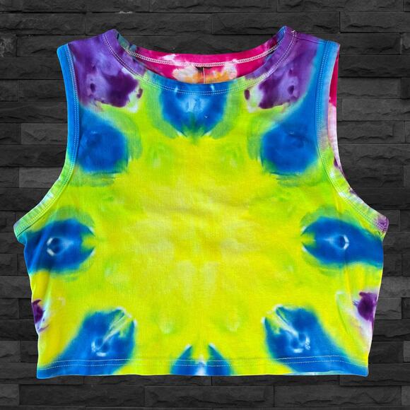 Women's Tie Dyed Tank Crop - Ice Dye Mandala Top Handmade - Rainbow (2XLarge) - Picture 4 of 10